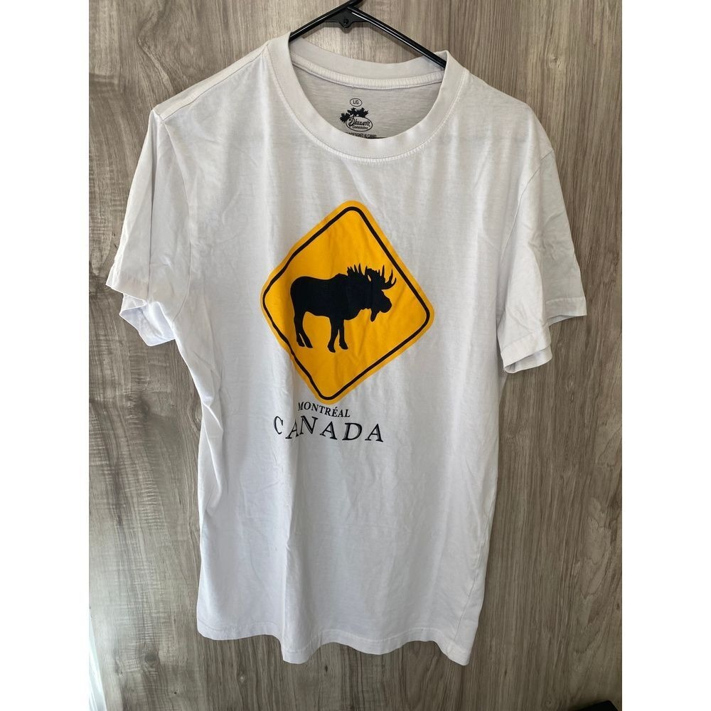Montreal Canada Moose sign graphic shirt size Large